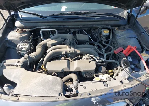 2017 Subaru Legacy 2.5I Premium из США, поврежденный, VIN 4S3BNAC64H3058798